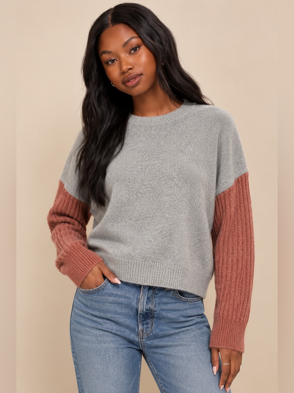 NWOT Lulu's Light Grey Pullover Sweater with Pink Long Sleeves SOFT